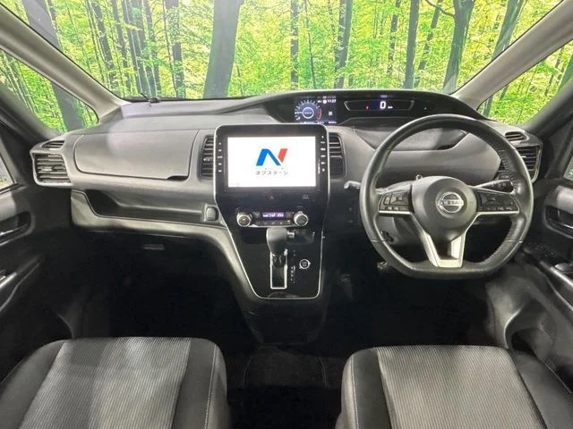 Nissan SERENA S-HYBRID 4WD ハイウェイスター　V photo 2