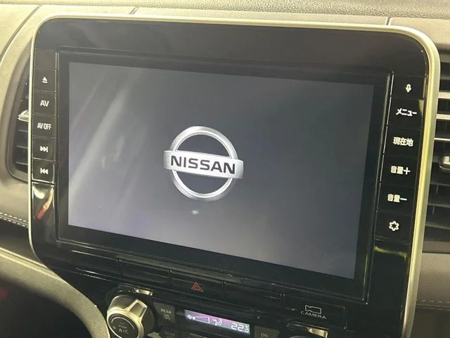 Nissan SERENA S-HYBRID 4WD ハイウェイスター　V photo 3