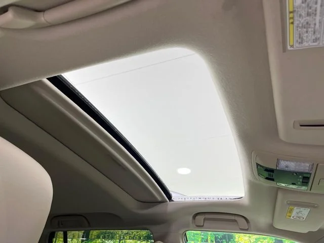 Toyota LANDCRUISER PRADO TX　Lパッケージ photo 3
