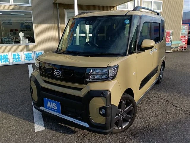 Daihatsu TANTO FAN CROSS ターボ 2023