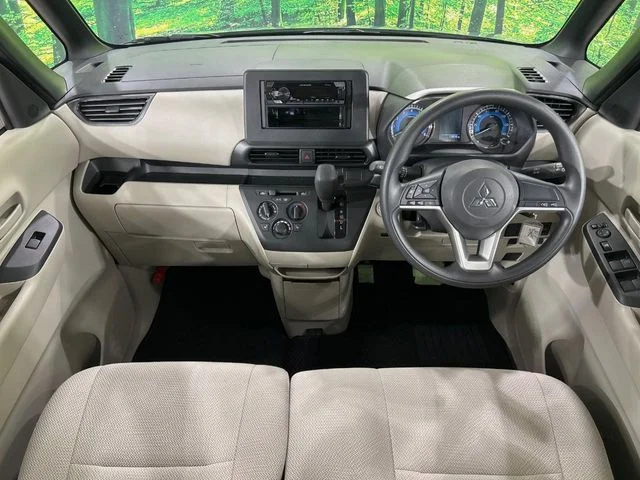 Mitsubishi eK SPACE M photo 2