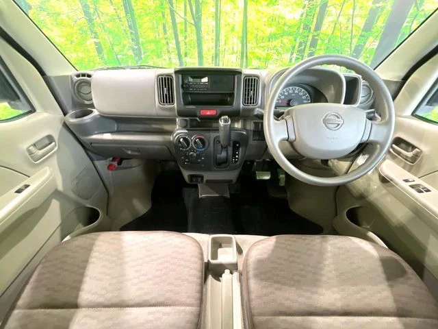 Nissan NV100 CLIPPER DX　HR photo 2
