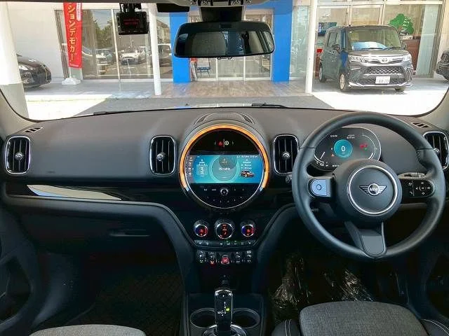 Bmw MINI COOPER D CROSSOVER ベースグレード photo 3