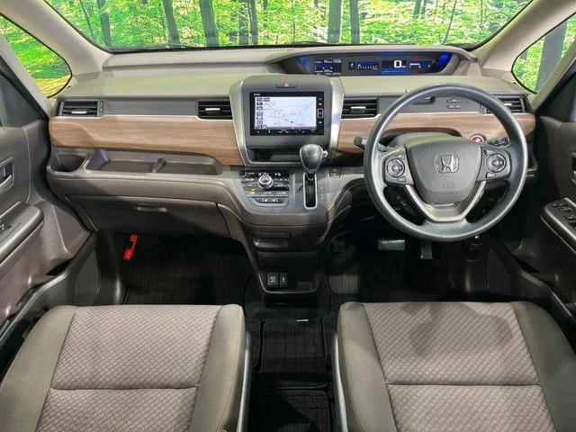 Honda FREED 4WD G　ホンダセンシング photo 2