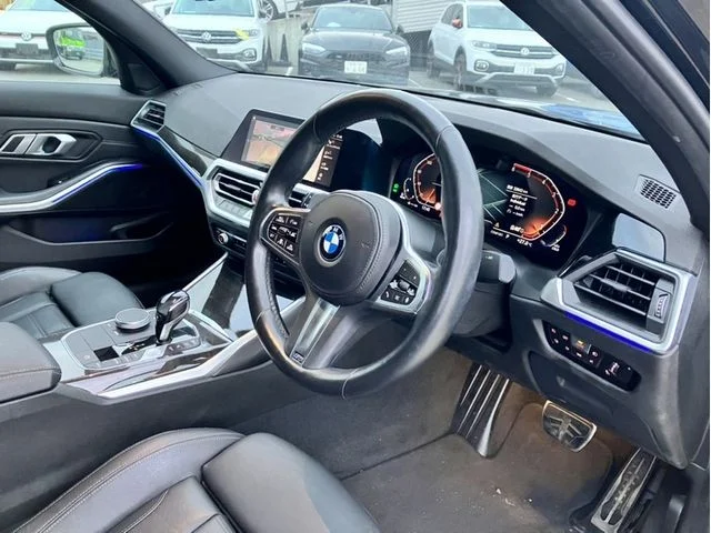 Bmw BMW 3series sedan 320d　xDriveMスポEdジョイ＋ photo 2