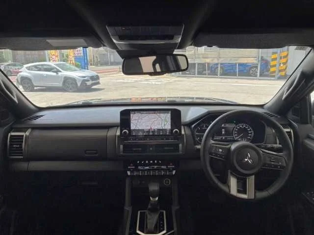 Mitsubishi TRITON GSR photo 2