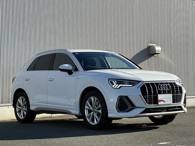 Audi AUDI Q3 35　TFSI　Sライン photo 3