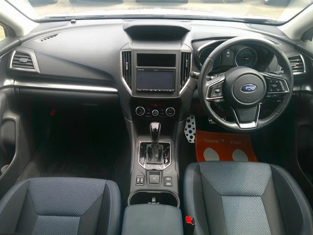 Subaru SUBARU XV HYBRID アドバンス photo 2