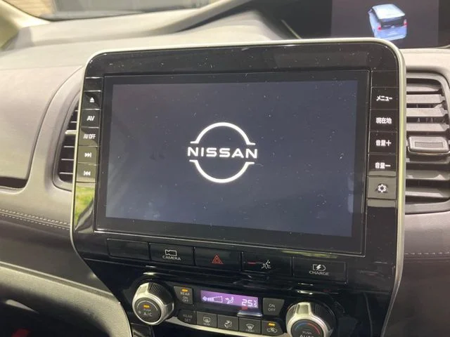 Nissan SERENA WG e−POWER　ハイウェイスター　V photo 3