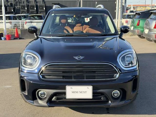 Bmw MINI COOPER D CROSSOVER ベースグレード photo 2