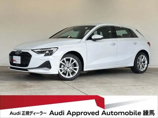 Audi AUDI A3 SPORTBACK 30　TFSI　アドバンスド 2025