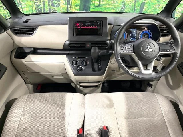 Mitsubishi eK SPACE M photo 2