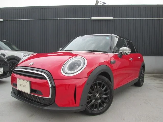 Bmw MINI COOPER D 5DOOR ベースグレード 2022