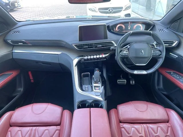 Peugeot PEUGEOT 3008 GT　ブルーHDi photo 2