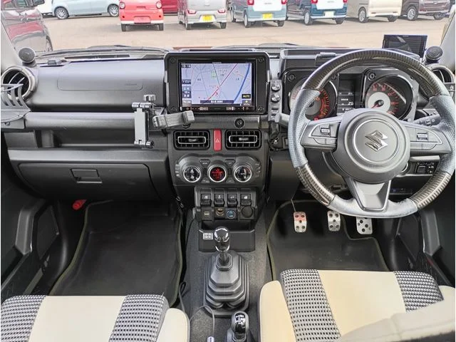 Suzuki JIMNY 4WD XC photo 2