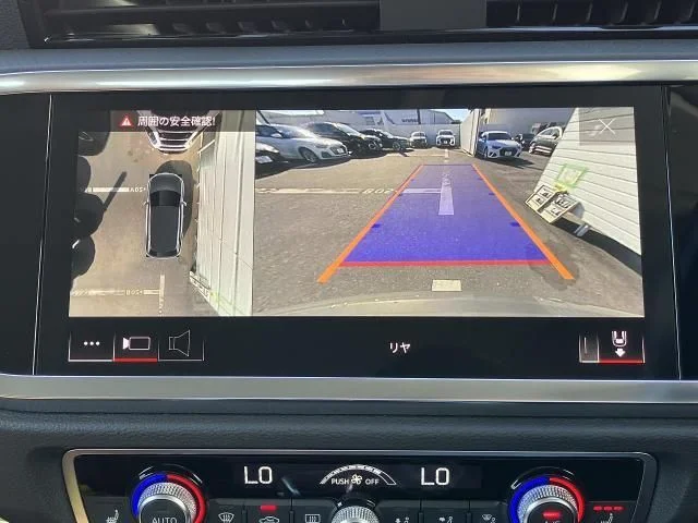 Audi AUDI Q3 ハイスタイル photo 4