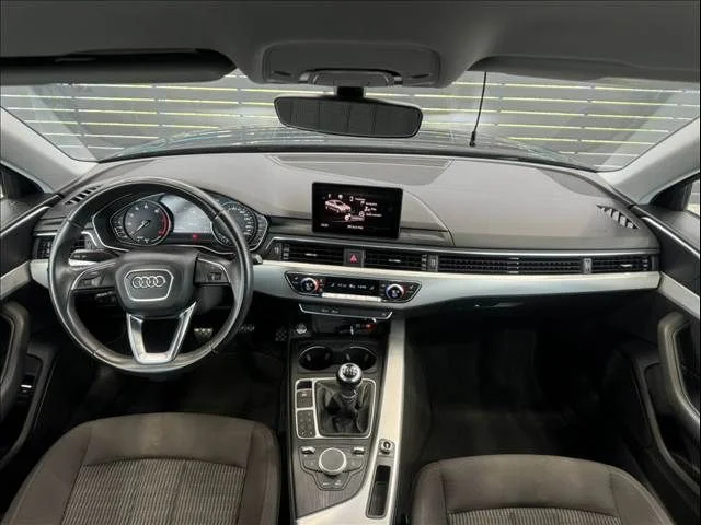 Audi AUDI A4 35　TFSI photo 2