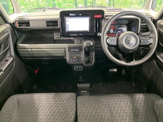 Suzuki Spacia GEAR ハイブリッドXZ photo 2