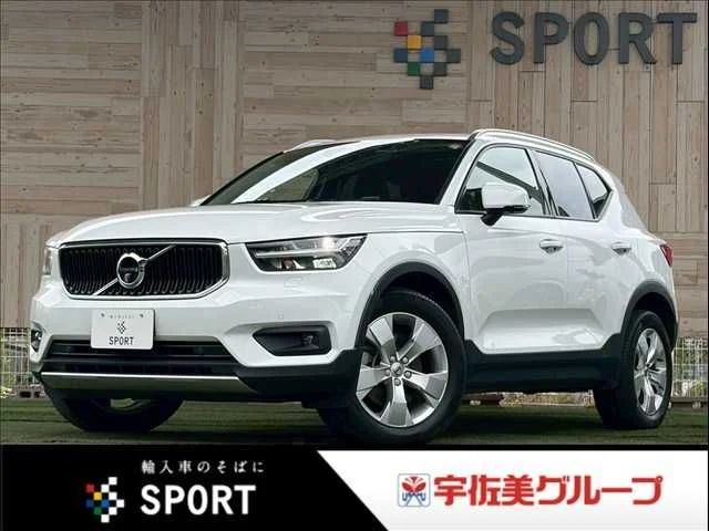 Volvo VOLVO XC40 B4　AWD　モメンタム 2021