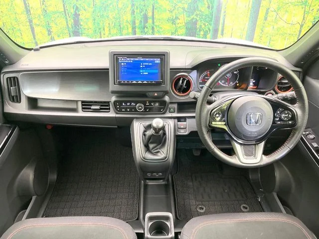 Honda N-ONE RS photo 2