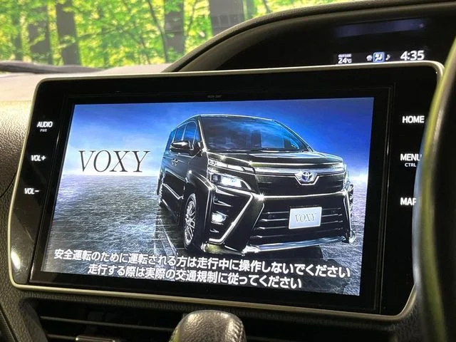 Toyota VOXY ZS　煌2 photo 4