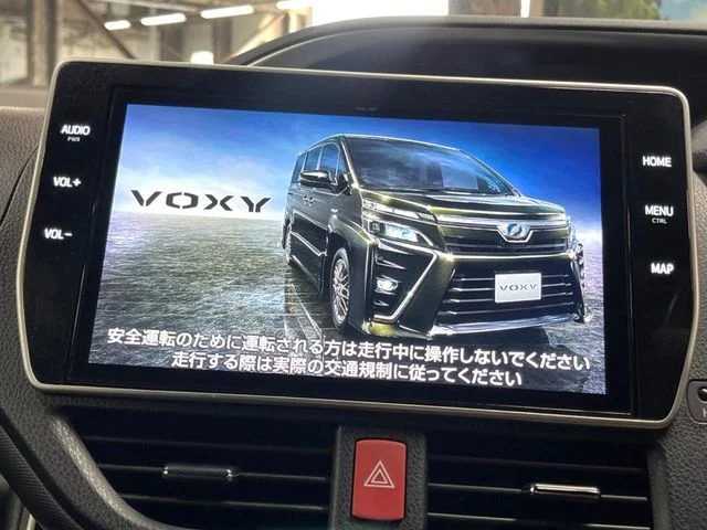 Toyota VOXY HYBRID ZS　煌2 photo 4