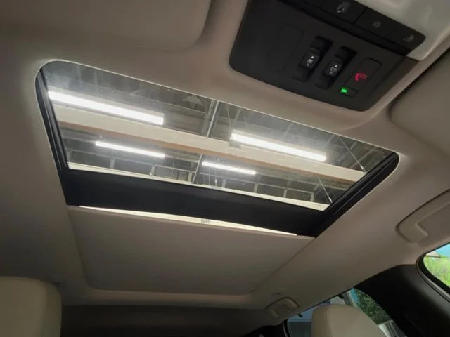 Mitsubishi OUTLANDER PHEV P photo 3