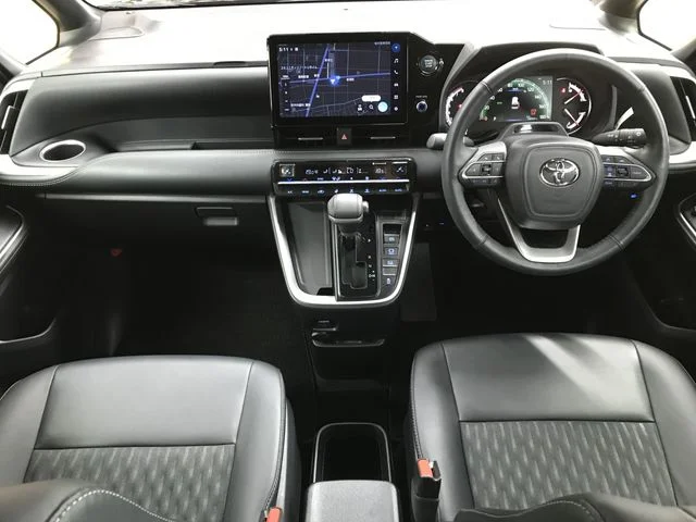 Toyota NOAH S−Z photo 4