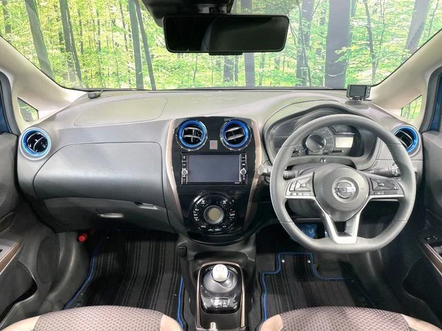 Nissan NOTE e−POWER　メダリスト photo 2