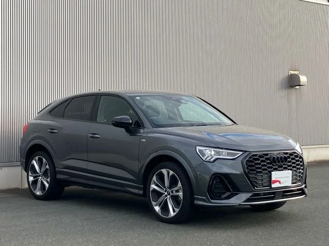 Audi AUDI Q3 SPORTBACK 35　TFSI　Sライン photo 2