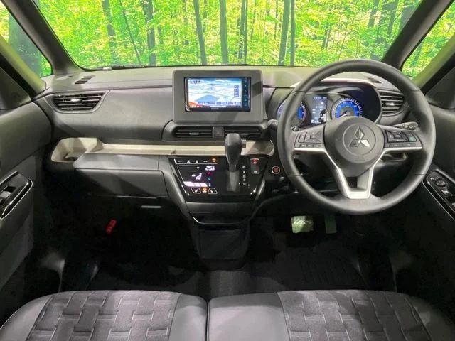 Mitsubishi DELICA MINI T　プレミアム　リミテッドエディション photo 2
