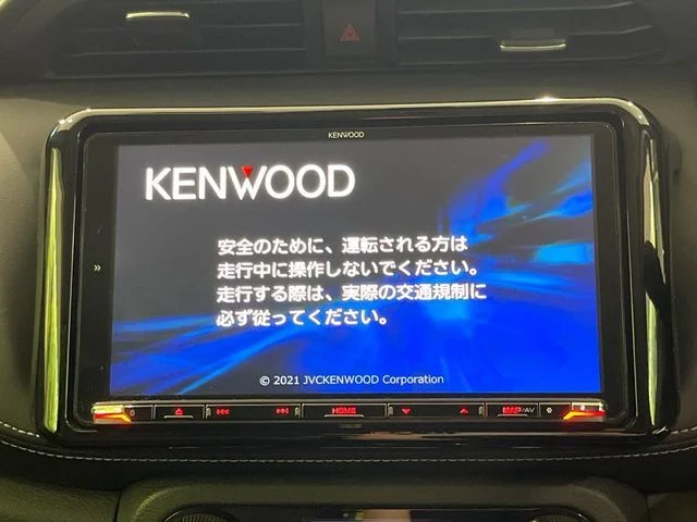 Nissan KICKS X photo 3