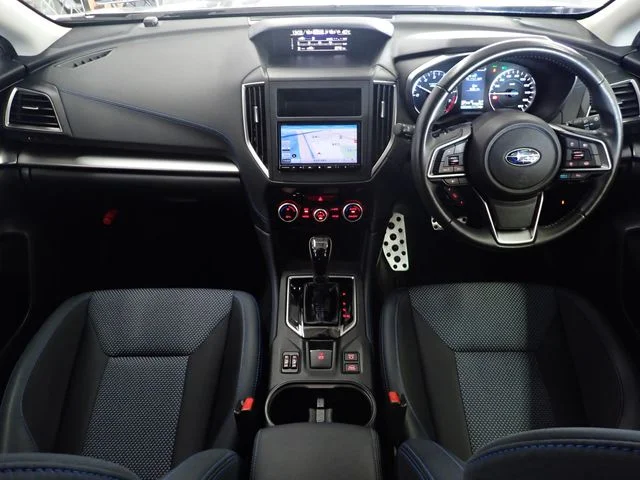 Subaru SUBARU XV HYBRID アドバンス photo 2