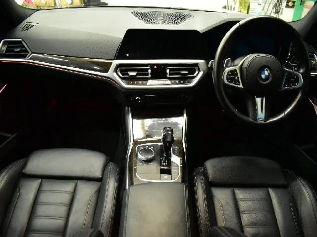 Bmw BMW 3series TOURING 330i　Mスポーツ photo 2