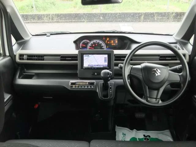 Suzuki WAGON R ハイブリッド　FX photo 3