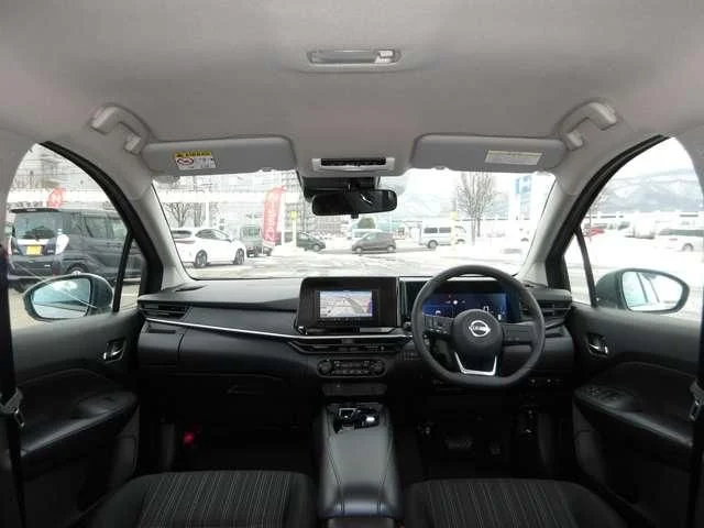 Nissan NOTE 4WD X　FOUR photo 3