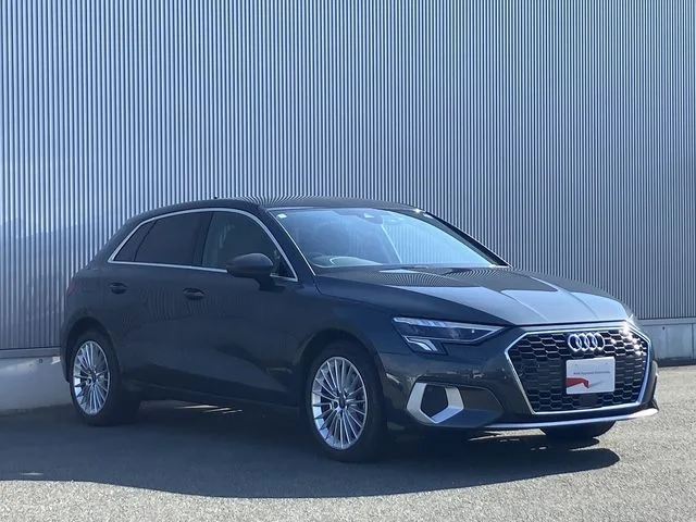 Audi AUDI A3 SPORTBACK 30　TFSI　アドバンスド photo 2