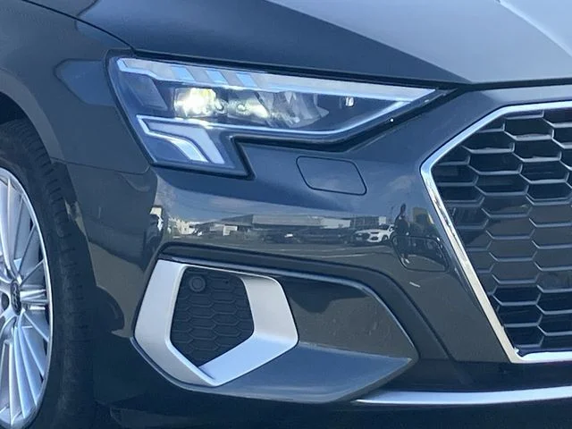 Audi AUDI A3 SPORTBACK 30　TFSI　アドバンスド photo 4