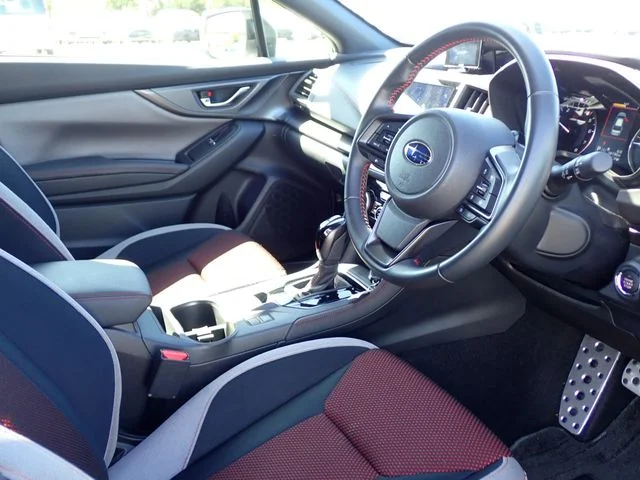 Subaru IMPREZA SPORT 4WD STI　スポーツ photo 2