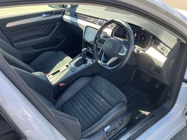 Volkswagen VOLKSWAGEN PASSAT VARIANT TSI　エレガンス　アドバンス photo 2