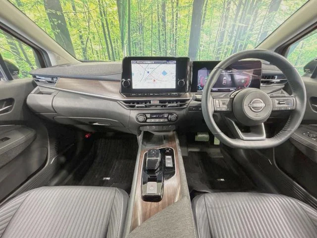 Nissan AURA G　レザーエディション photo 2