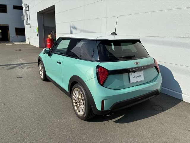 Bmw MINI COOPER C photo 4