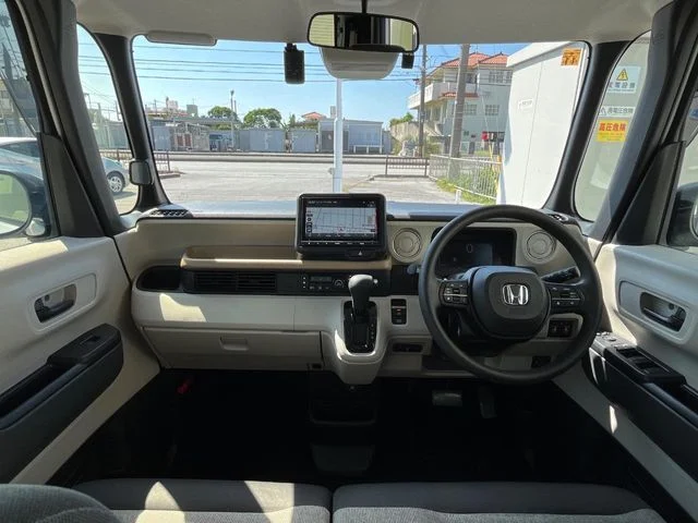 Honda N BOX ベースグレード photo 2