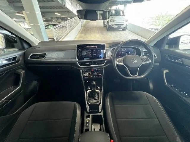 Volkswagen VOLKSWAGEN T-Roc TDI　スタイル photo 2