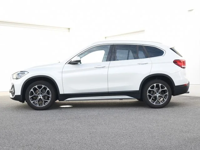 Bmw BMW X1 xDrive18d　xライン photo 2