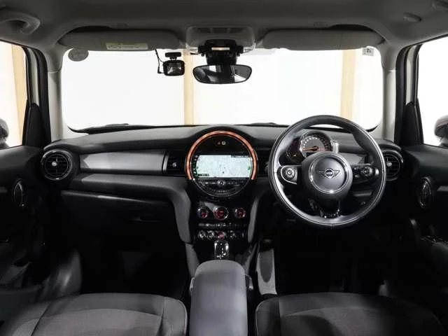 Bmw MINI COOPER 5DOOR ベースグレード photo 4