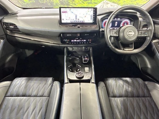 Nissan X-TRAIL HYBRID 4WD オーテックe−4ORCE　アドバンスドP photo 2