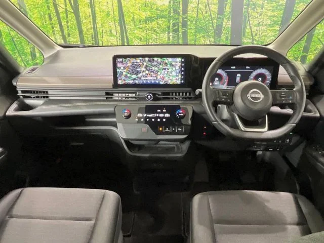 Nissan SERENA WG ハイウェイスター　V photo 2