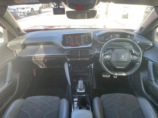Peugeot PEUGEOT 2008 GTライン photo 2