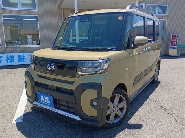 Daihatsu TANTO FAN CROSS ターボ 2023